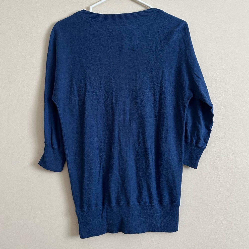 A&F V-Neck Cardigan - Picture 2 of 4